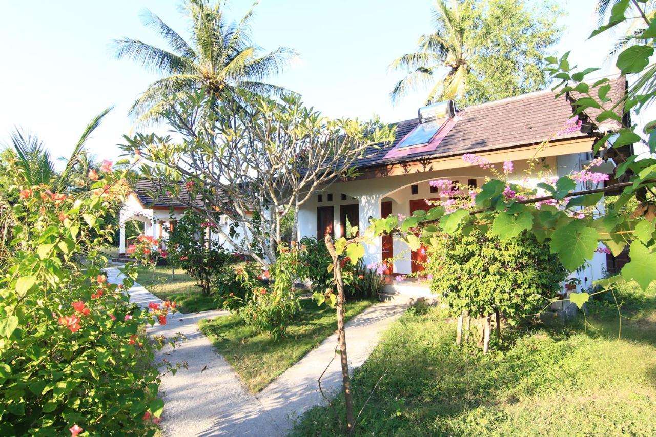 Bidara Cottage Labuhan Pandan Exterior photo