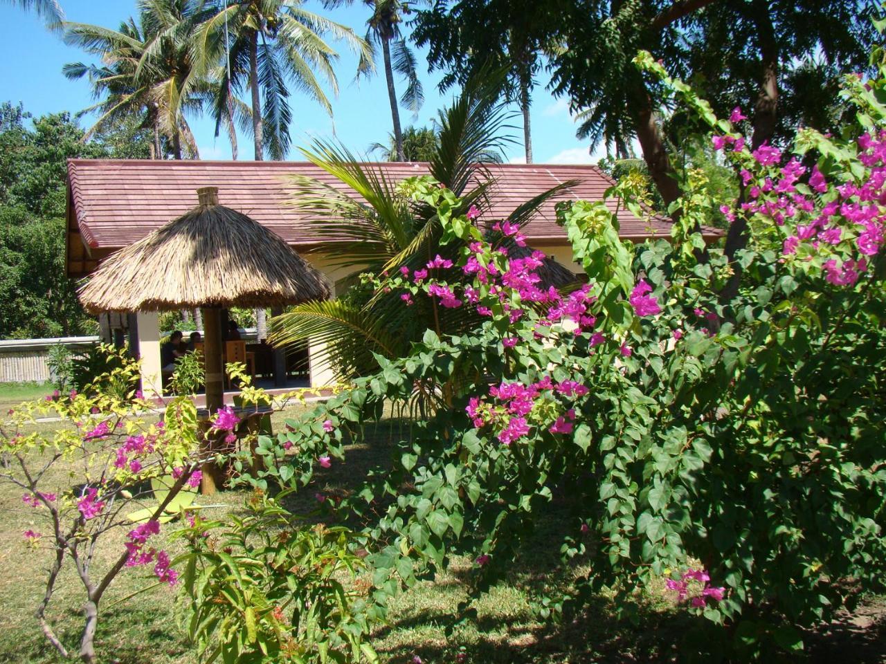 Bidara Cottage Labuhan Pandan Exterior photo
